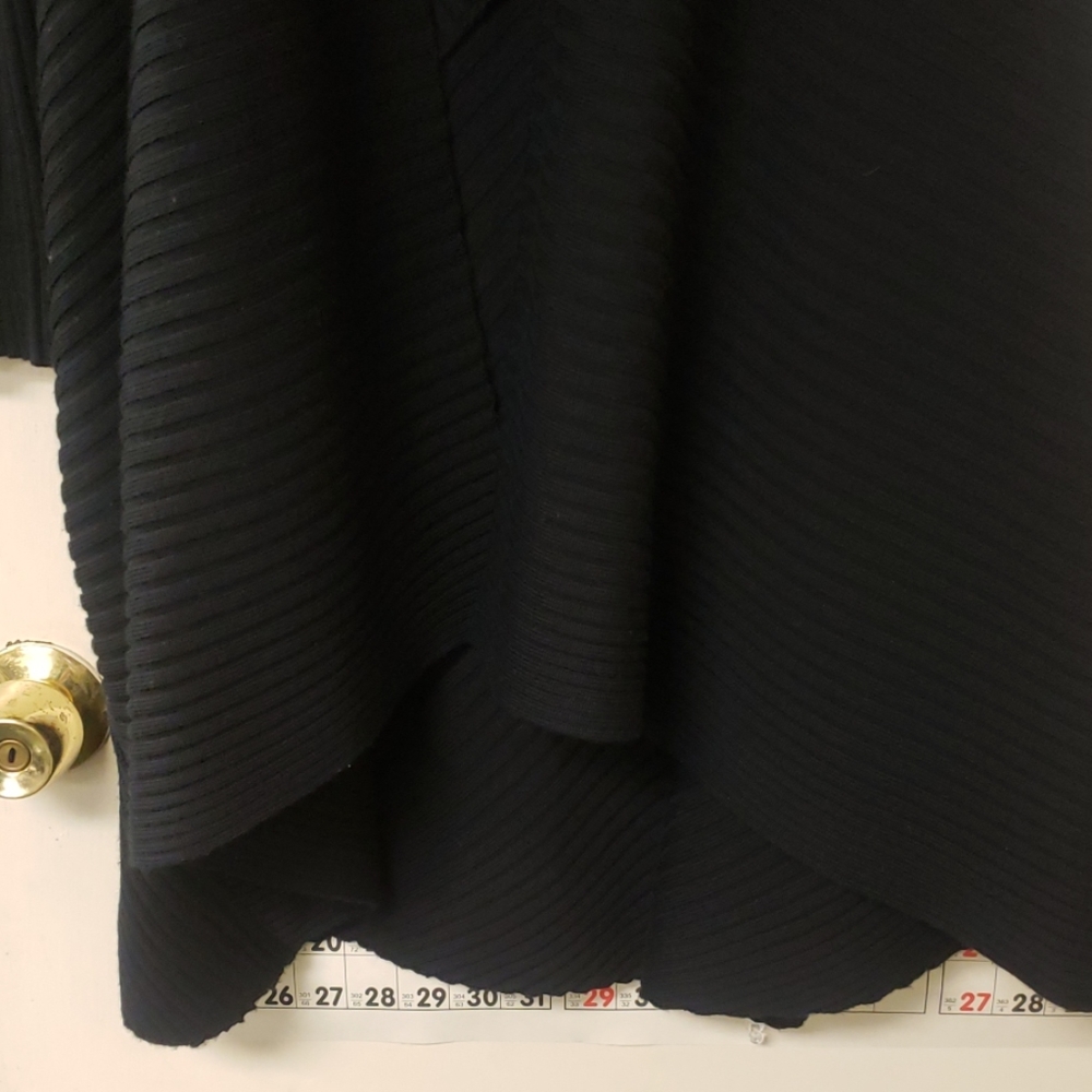 Sweater/duster - Picture 2 of 3